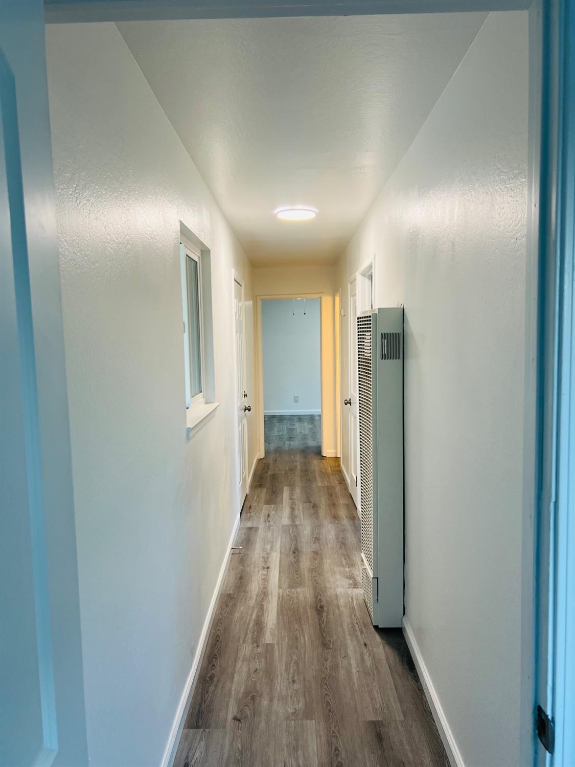 Detail Gallery Image 7 of 19 For 710 E 4th, Stockton,  CA 95206 - 4 Beds | 2 Baths