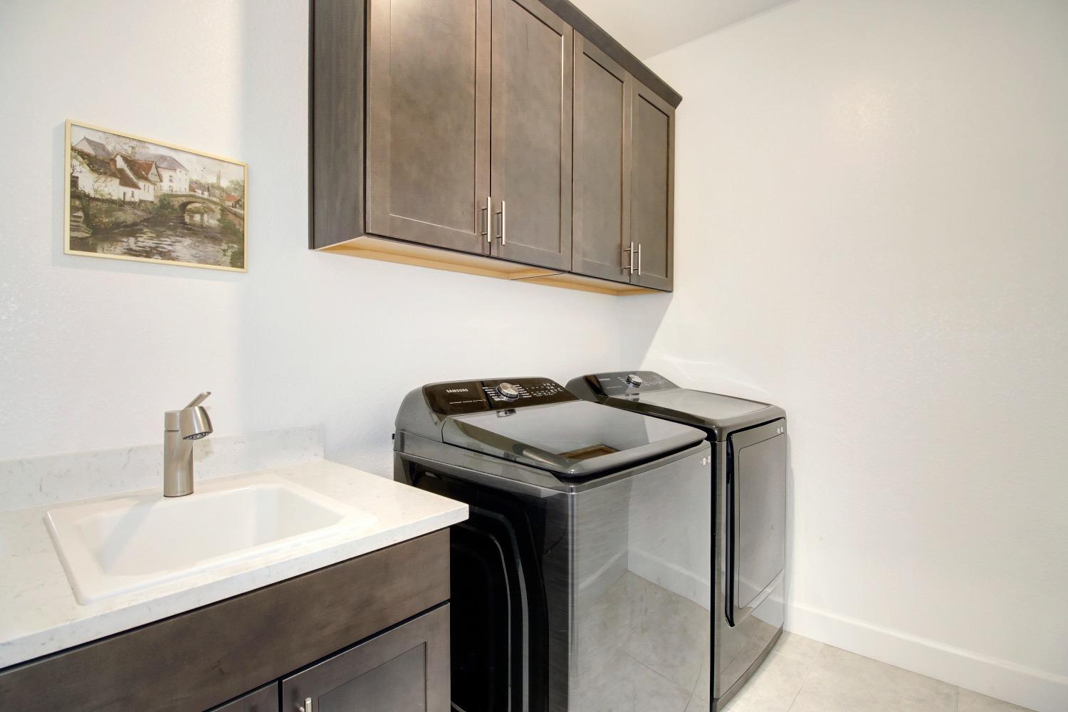Detail Gallery Image 39 of 54 For 5480 Fandango Loop, Roseville,  CA 95747 - 4 Beds | 2/1 Baths