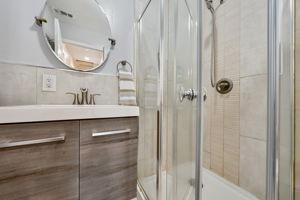 Detail Gallery Image 7 of 15 For 411 Potomac Ave, Sacramento,  CA 95833 - 3 Beds | 2 Baths