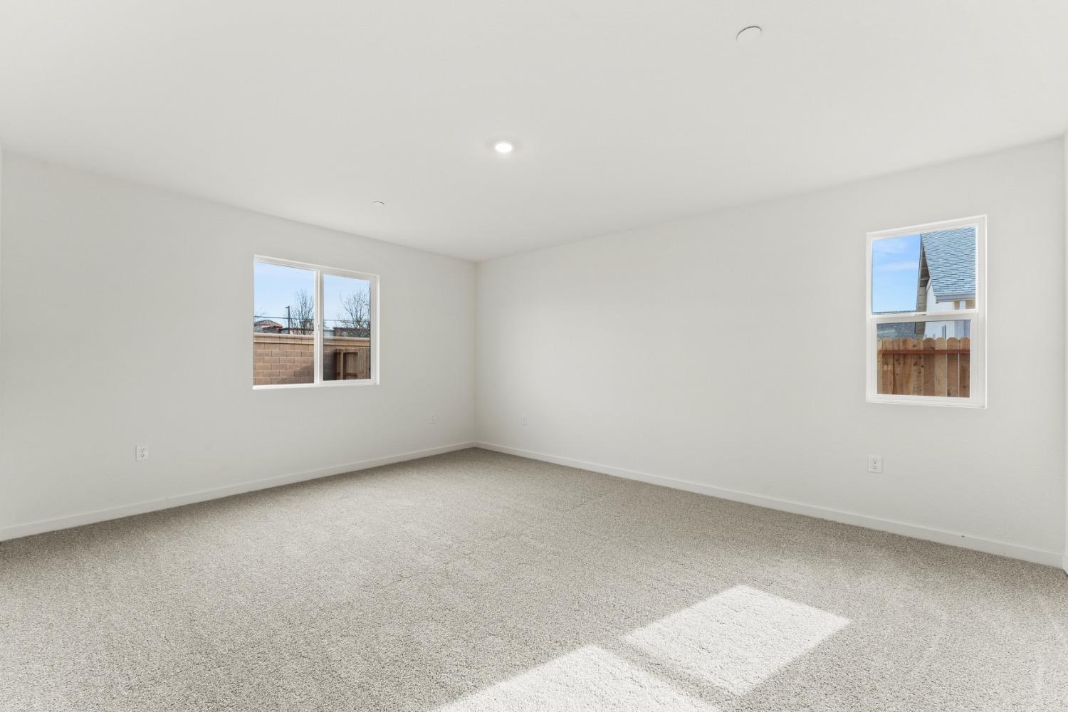 Detail Gallery Image 14 of 33 For 4189 Pittenger Dr, Olivehurst,  CA 95961 - 4 Beds | 2 Baths