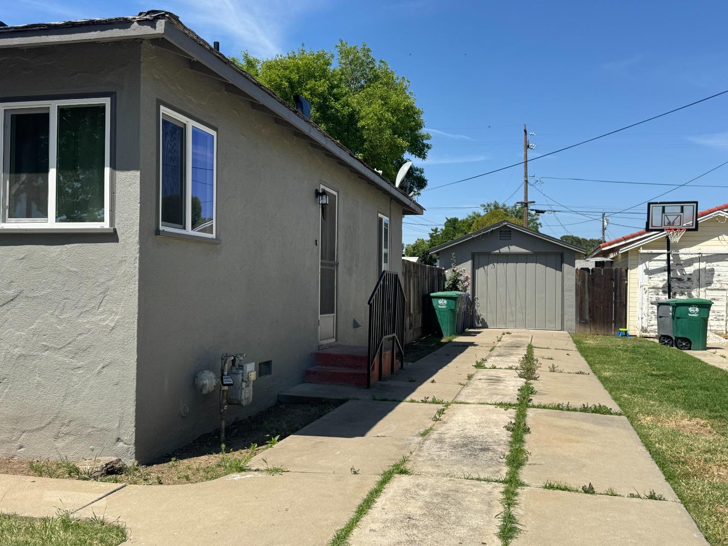 Detail Gallery Image 22 of 22 For 1243 4th St, Los Banos,  CA 93635 - 2 Beds | 1/1 Baths