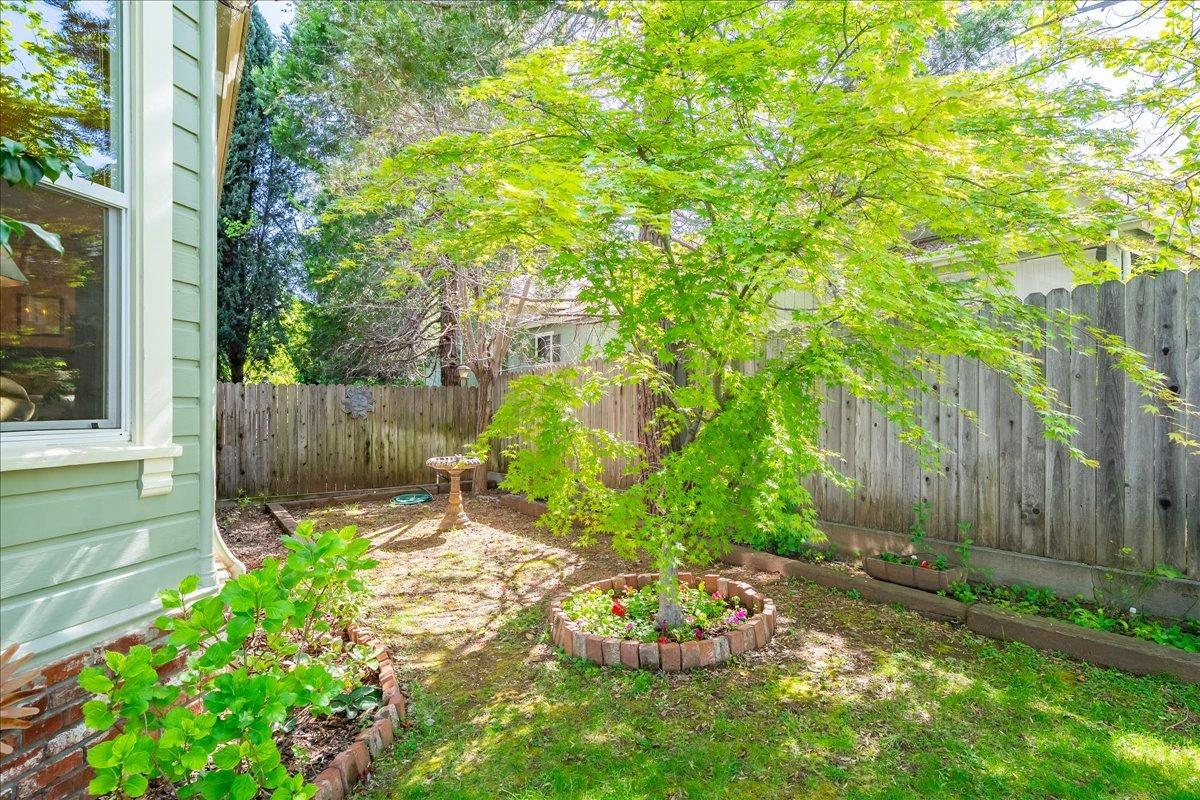 Detail Gallery Image 9 of 70 For 30 W Grass Valley St, Colfax,  CA 95713 - 4 Beds | 2 Baths