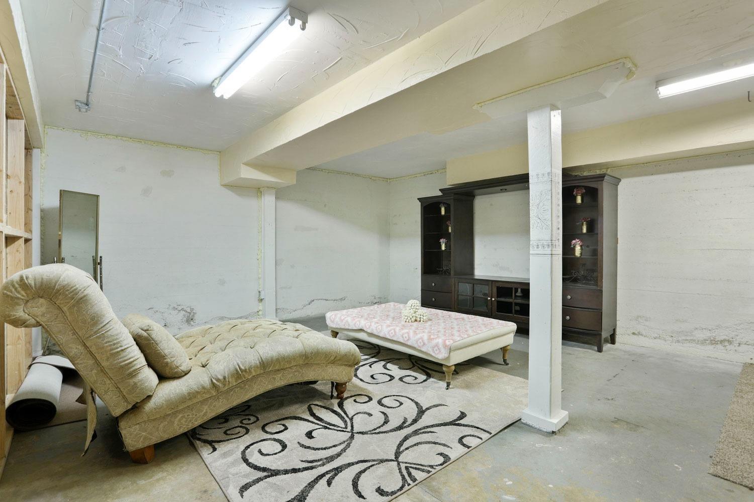 Detail Gallery Image 38 of 52 For 625 E Pine St, Lodi,  CA 95240 - 4 Beds | 2 Baths