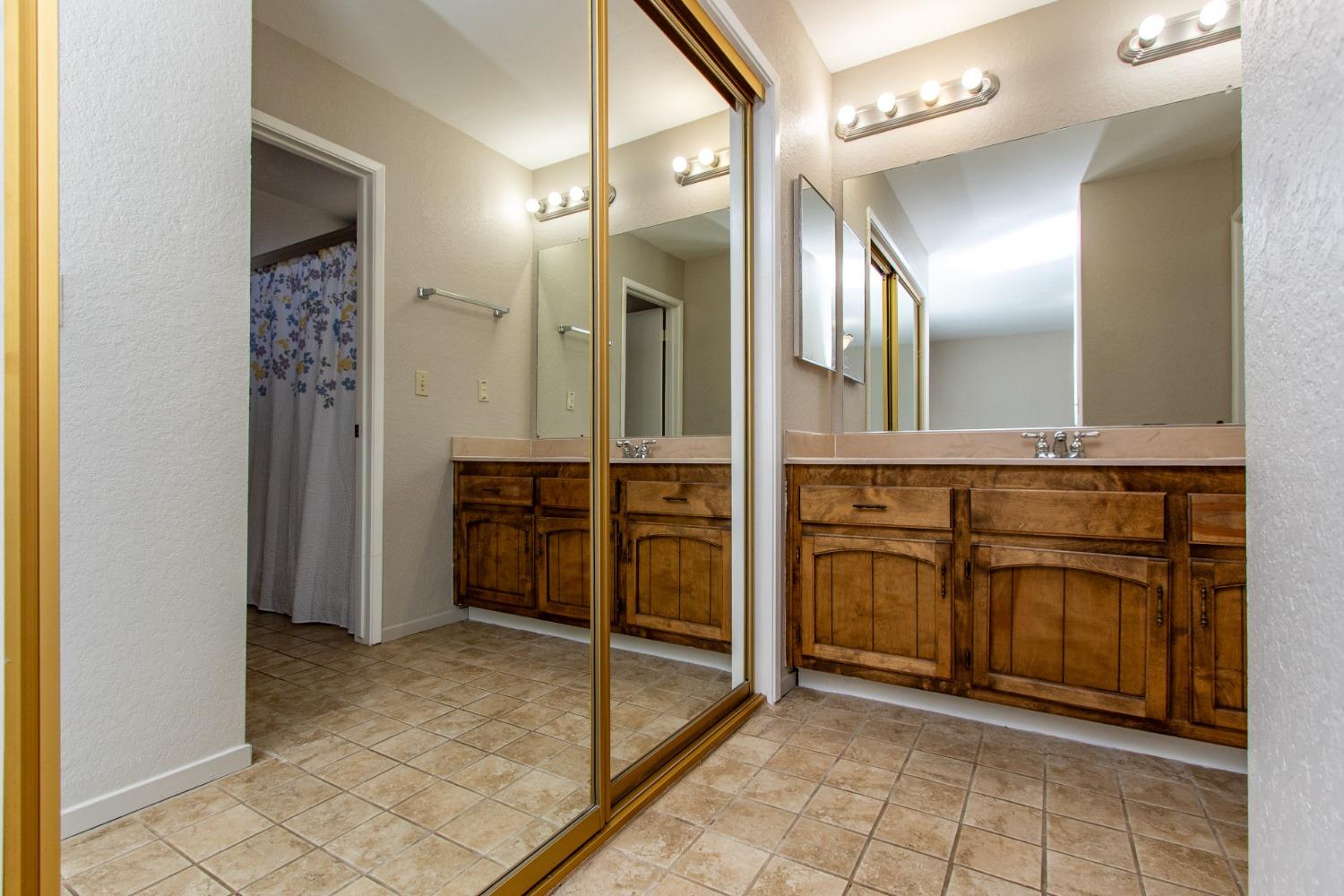 Detail Gallery Image 29 of 42 For 2000 Lincoln Oak Dr, Modesto,  CA 95355 - 3 Beds | 2 Baths