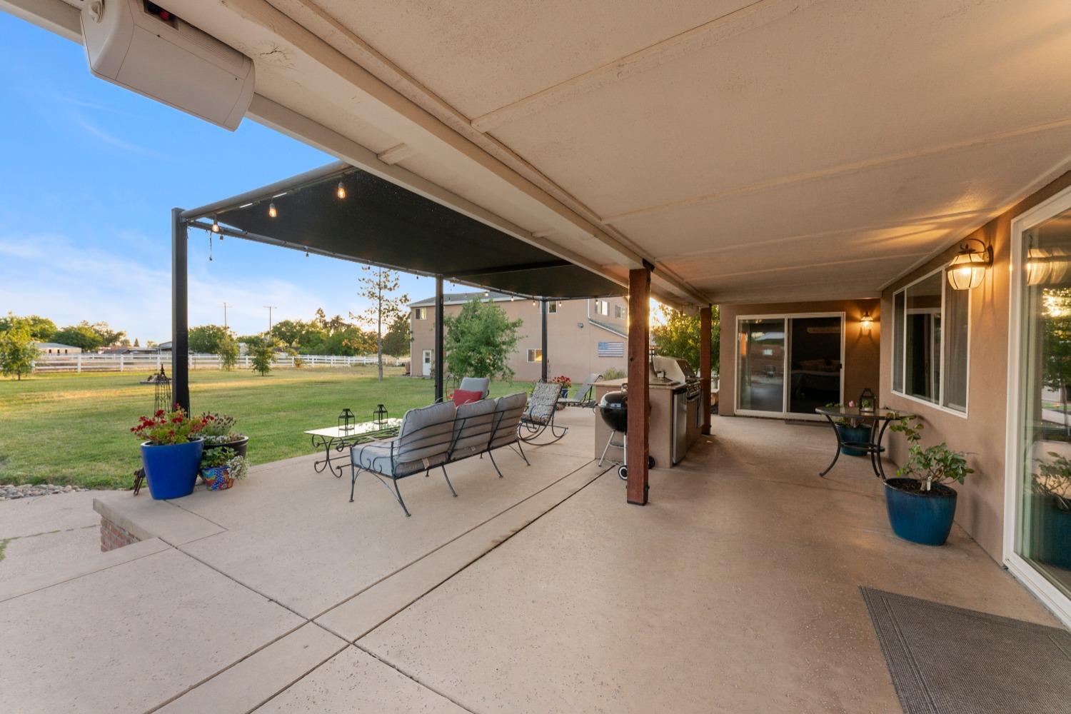 Detail Gallery Image 71 of 99 For 11750 Cresthill Dr, Elk Grove,  CA 95624 - 4 Beds | 2 Baths