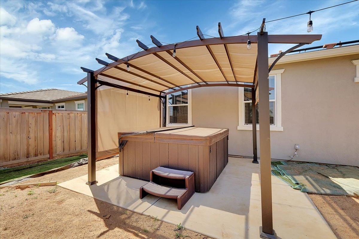 Detail Gallery Image 38 of 63 For 1465 Minories Dr, Plumas Lake,  CA 95961 - 3 Beds | 2 Baths