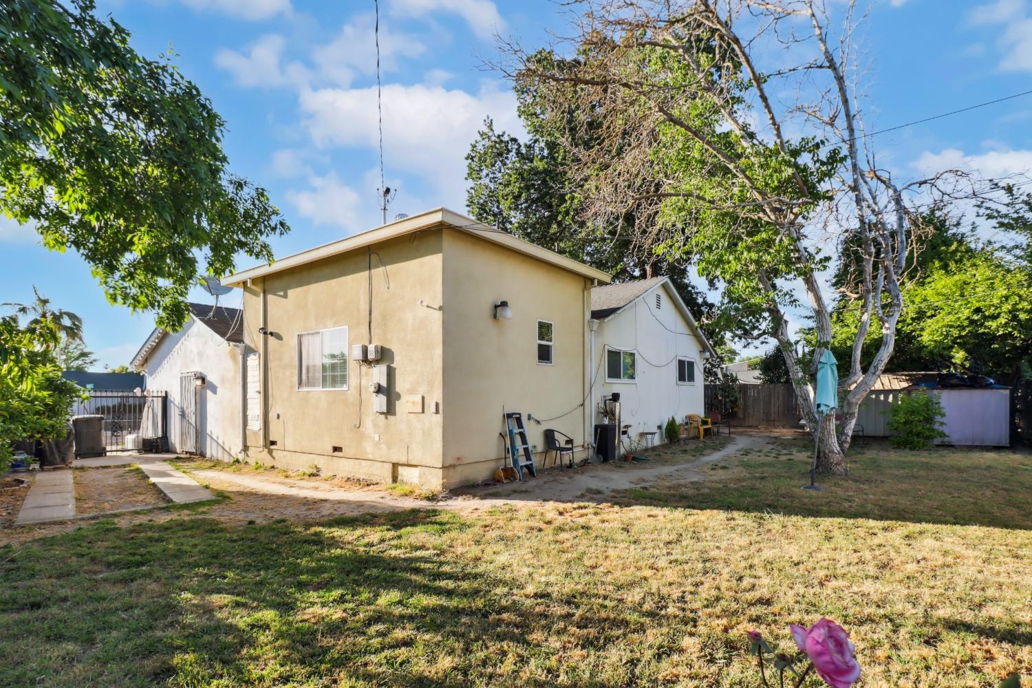 Detail Gallery Image 30 of 37 For 1724 Belt Way, Sacramento,  CA 95832 - 4 Beds | 2 Baths
