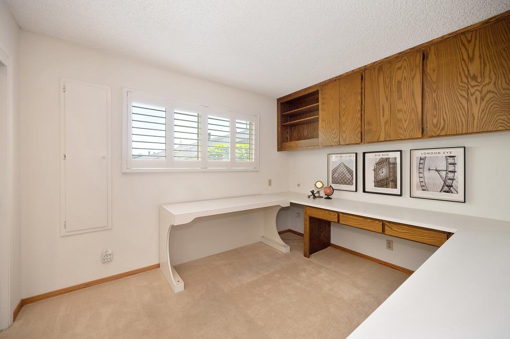 Detail Gallery Image 28 of 65 For 7600 Woodland Ln, Fair Oaks,  CA 95628 - 5 Beds | 3 Baths
