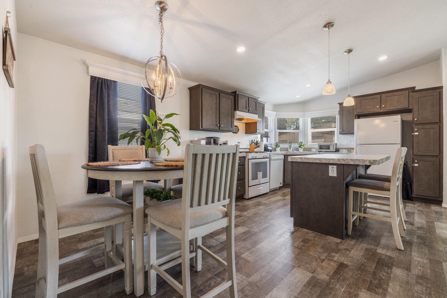 Detail Gallery Image 16 of 32 For 900 Old Stockton Rd 104, Oakdale,  CA 95361 - 3 Beds | 2 Baths