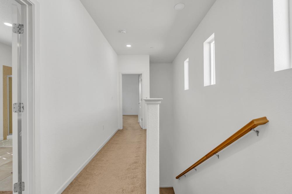 Detail Gallery Image 16 of 39 For 277 W Saint Francis Ave, Mountain House,  CA 95391 - 3 Beds | 3 Baths