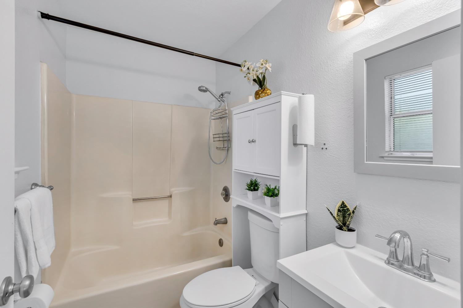 Detail Gallery Image 33 of 51 For 5540 Tyler St, Sacramento,  CA 95842 - 3 Beds | 2 Baths