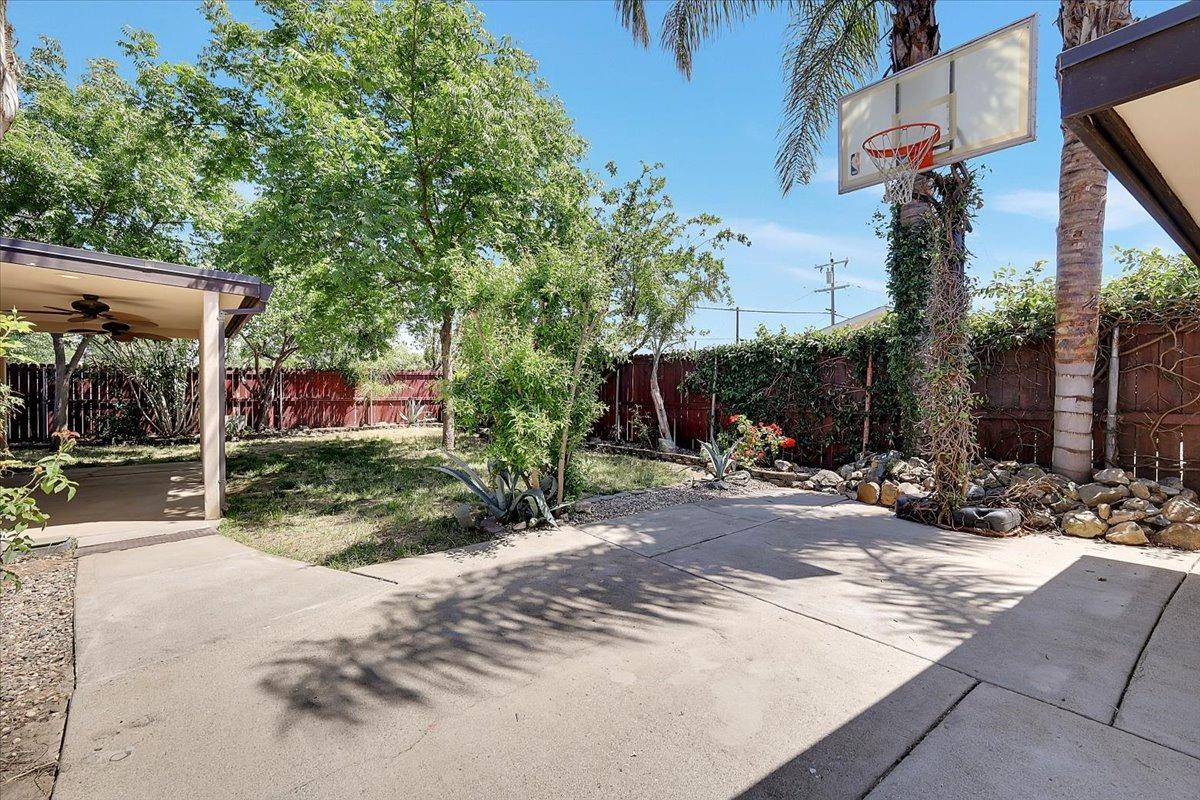 Detail Gallery Image 49 of 69 For 5078 Western Ave, Olivehurst,  CA 95961 - 3 Beds | 2 Baths