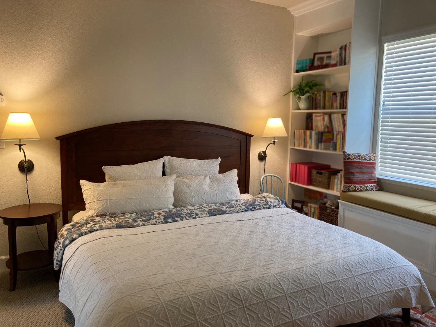 Detail Gallery Image 13 of 37 For 2056 Cannery Loop, Davis,  CA 95616 - 6 Beds | 4 Baths