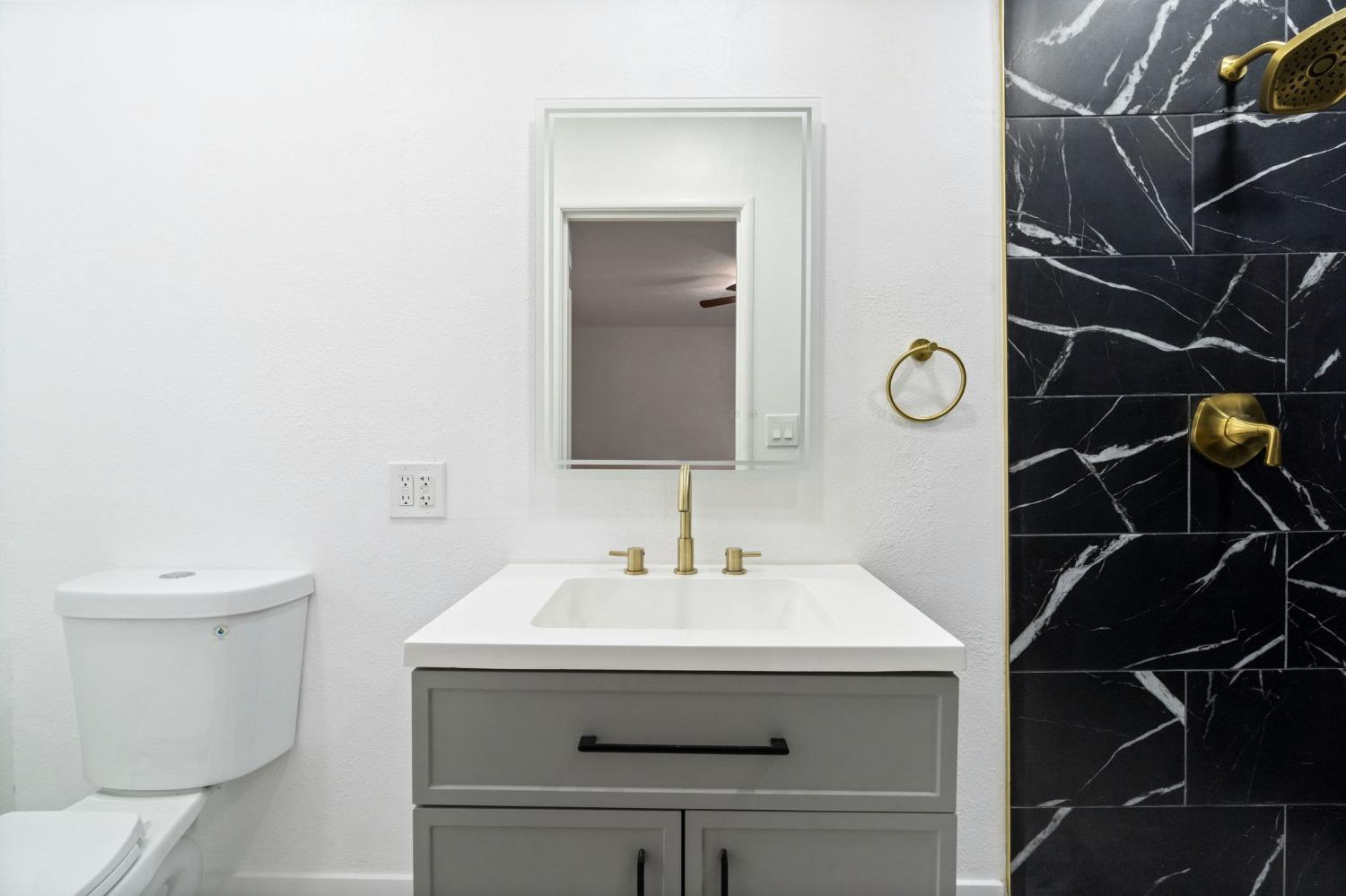 Detail Gallery Image 25 of 33 For 5231 N Del Mar Ave, Fresno,  CA 93704 - 3 Beds | 2 Baths