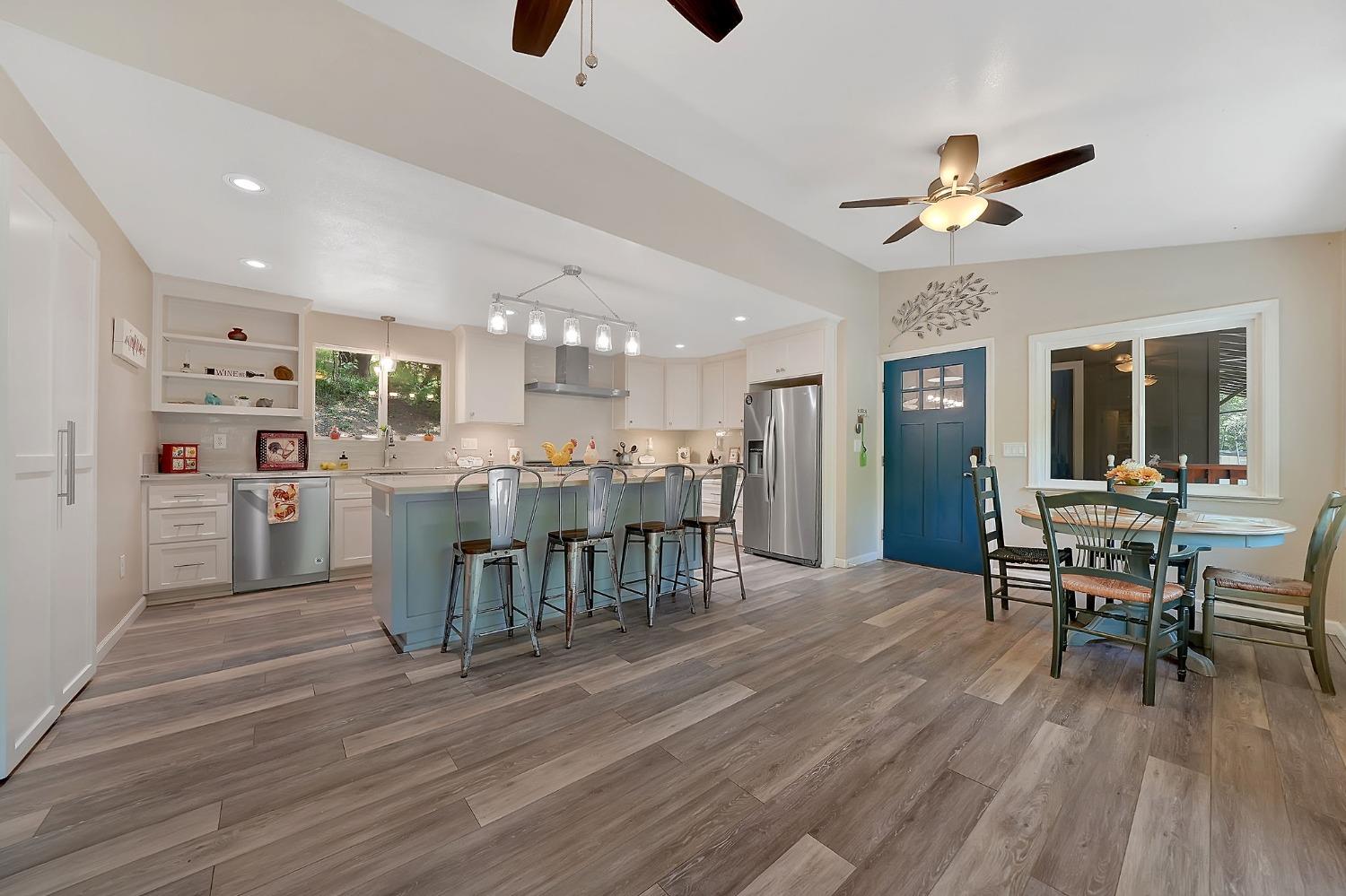 Detail Gallery Image 6 of 77 For 201 Barney Way, West Point,  CA 95255 - 3 Beds | 2/1 Baths