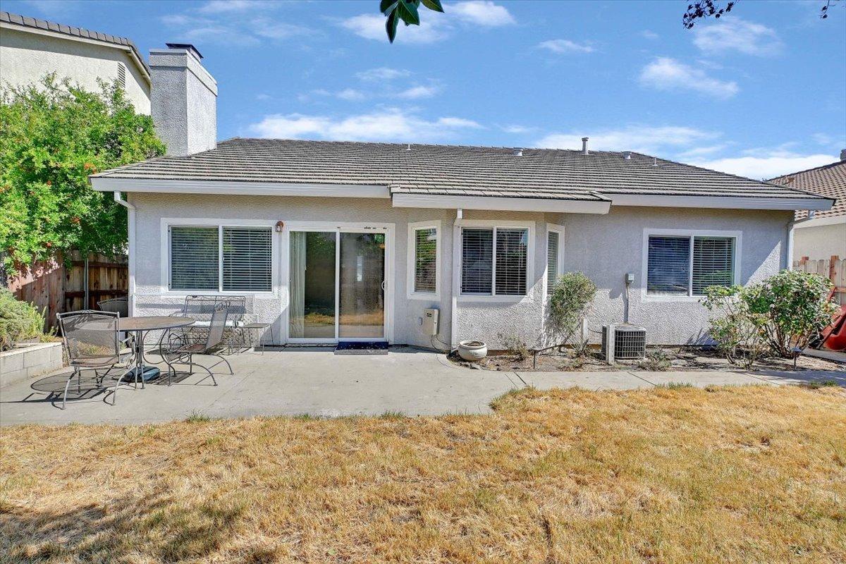 Detail Gallery Image 37 of 46 For 9668 Harvest View Way, Sacramento,  CA 95827 - 3 Beds | 2 Baths