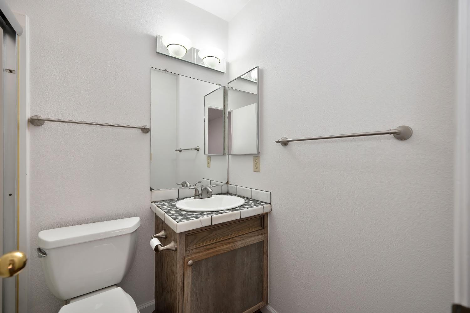 Detail Gallery Image 45 of 69 For 2259 River Trails Cir, Rancho Cordova,  CA 95670 - 3 Beds | 2 Baths