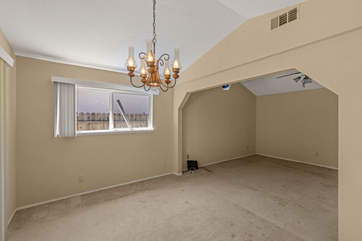 Detail Gallery Image 16 of 28 For 4246 Galbrath Dr, North Highlands,  CA 95660 - 4 Beds | 2 Baths