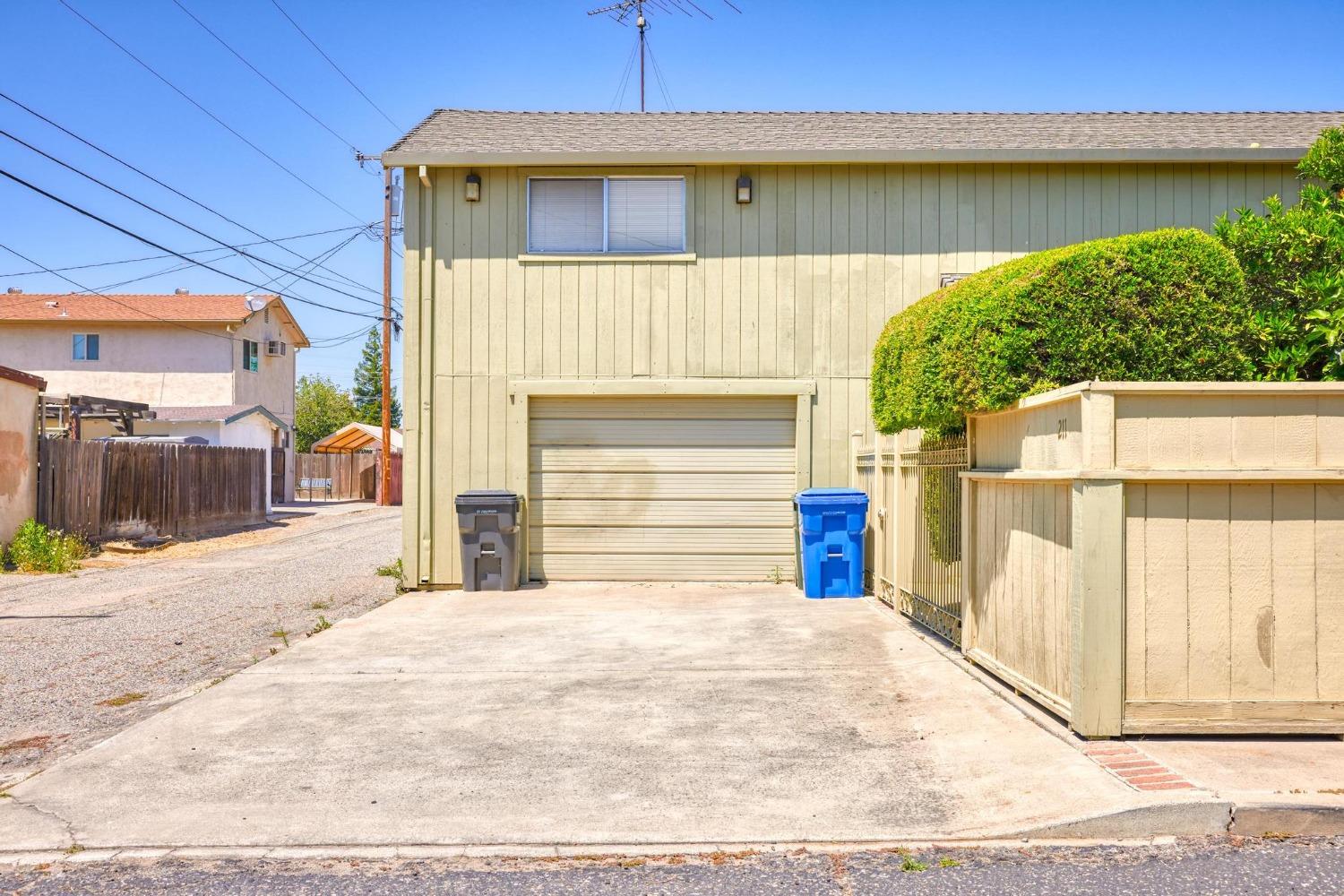 Detail Gallery Image 44 of 53 For 211 N Maple, Manteca,  CA 95336 - 3 Beds | 1 Baths