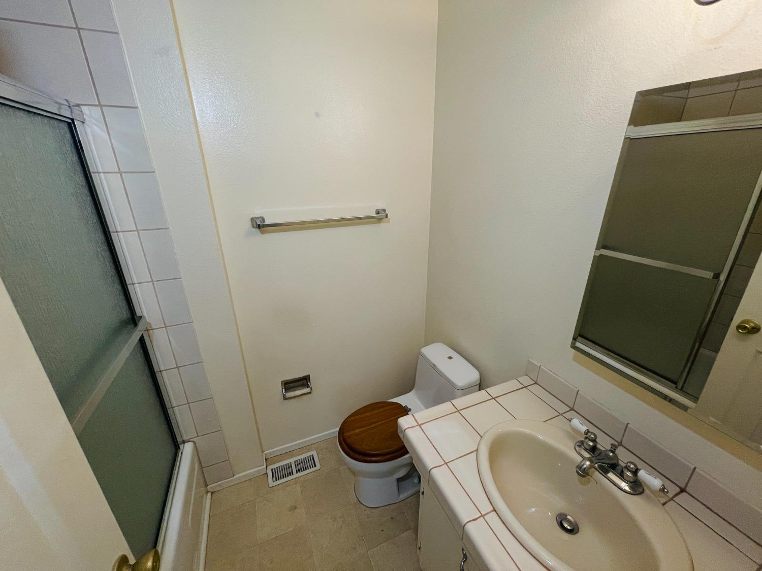 Detail Gallery Image 25 of 35 For 3128 Verde Robles Dr, Camino,  CA 95709 - 3 Beds | 3 Baths