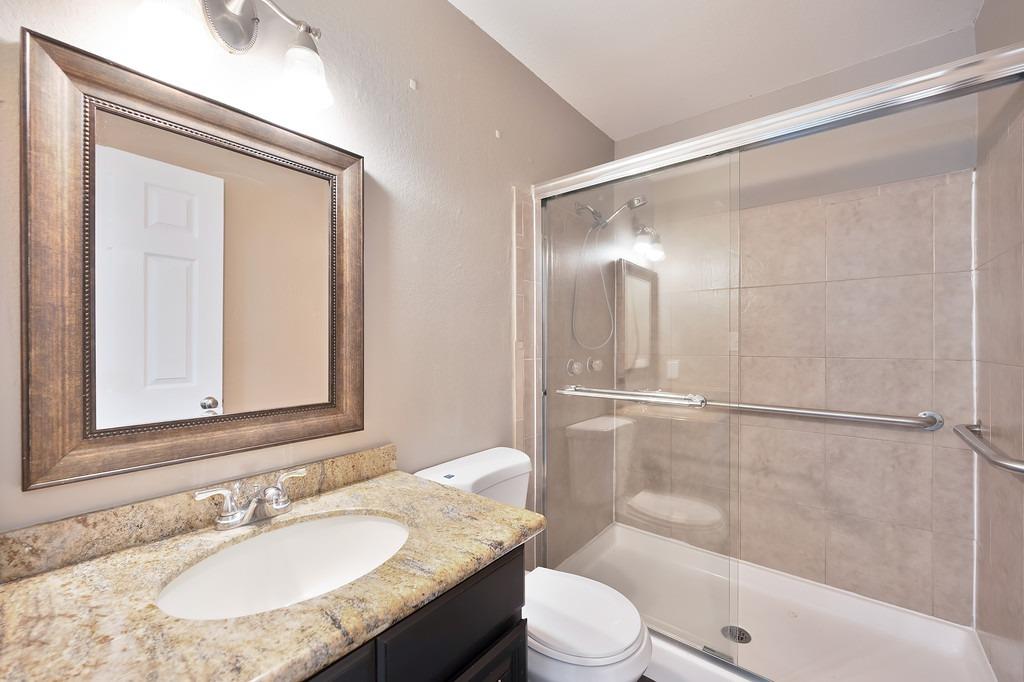 Detail Gallery Image 16 of 30 For 5801 Pecan Ave, Orangevale,  CA 95662 - 4 Beds | 2/1 Baths