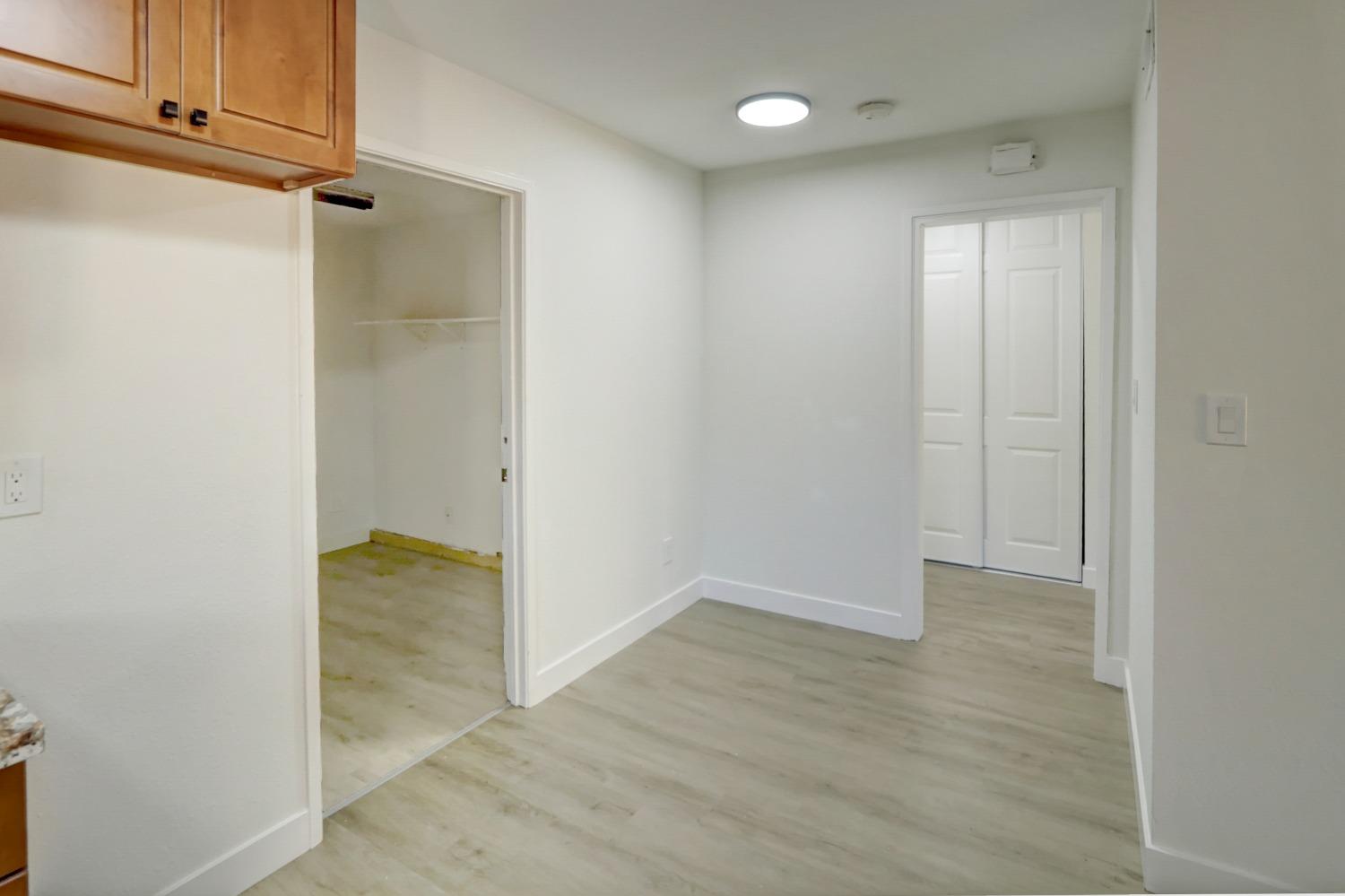 Detail Gallery Image 19 of 41 For 7915 Center Pkwy, Sacramento,  CA 95823 - 3 Beds | 1/1 Baths