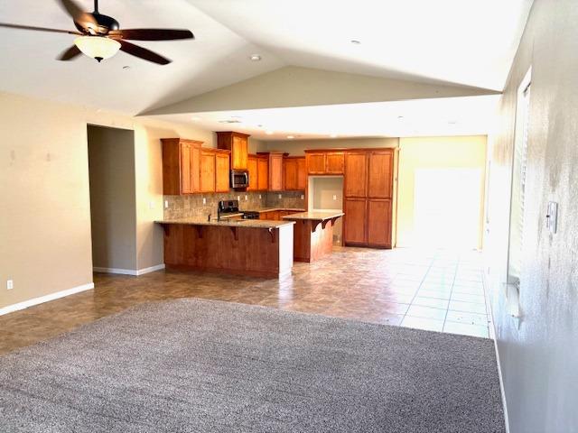 Detail Gallery Image 3 of 12 For 4032 Wood Creek Ct, Merced,  CA 95348 - 4 Beds | 2 Baths