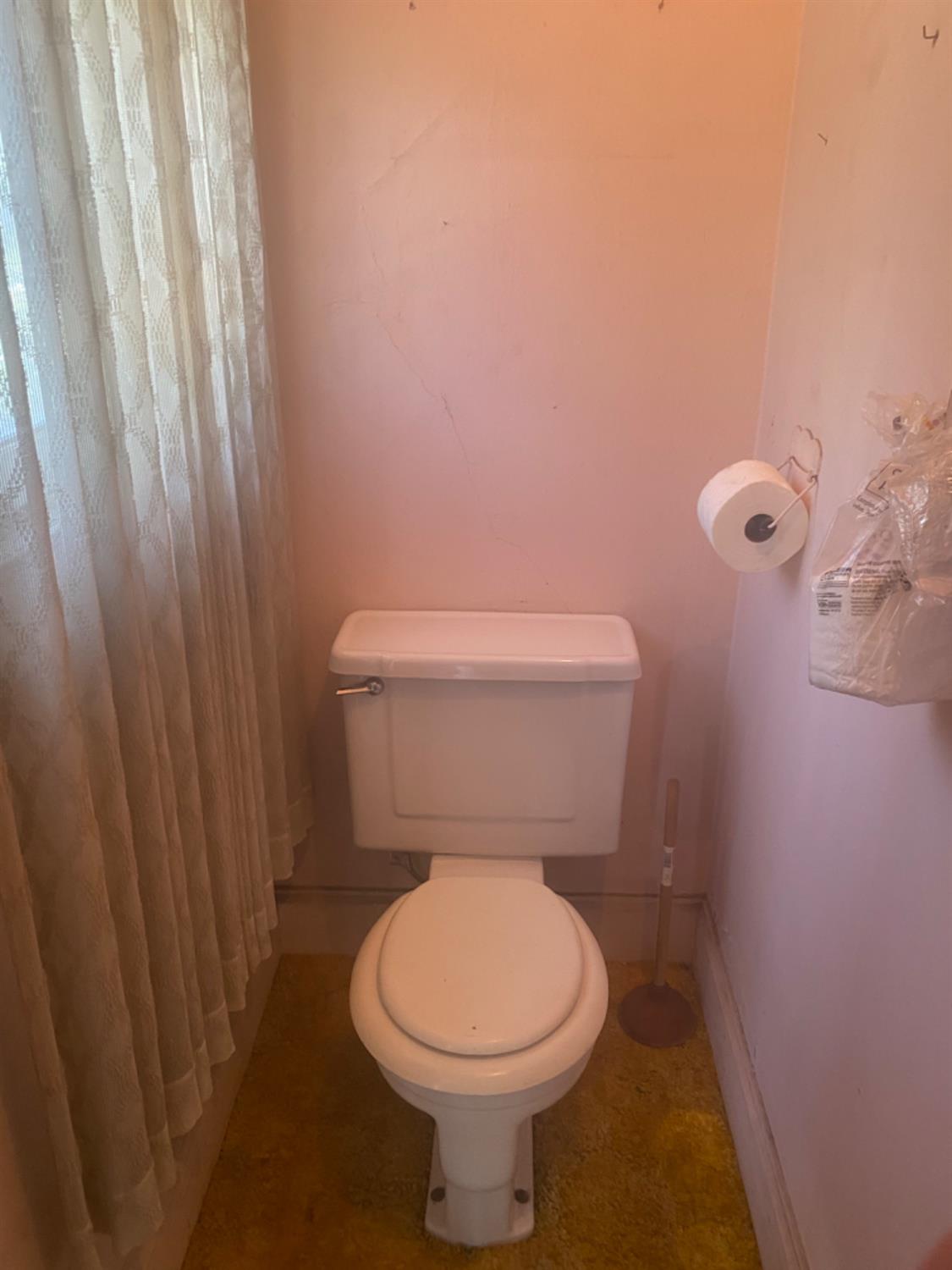 Detail Gallery Image 8 of 29 For 430 E Wyandotte St, Stockton,  CA 95204 - 2 Beds | 1/1 Baths
