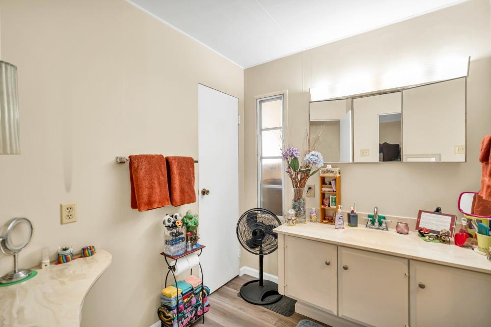 Detail Gallery Image 17 of 36 For 77012 Lauppe Ln, Citrus Heights,  CA 95621 - 2 Beds | 2 Baths