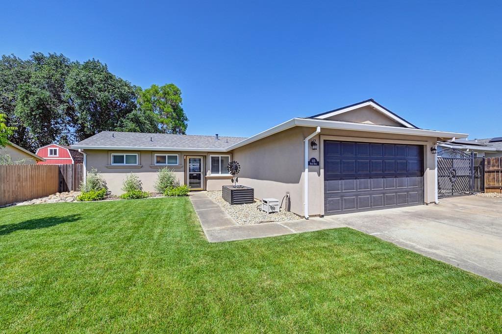Detail Gallery Image 6 of 35 For 105 Brock Dr, Wheatland,  CA 95692 - 2 Beds | 2 Baths