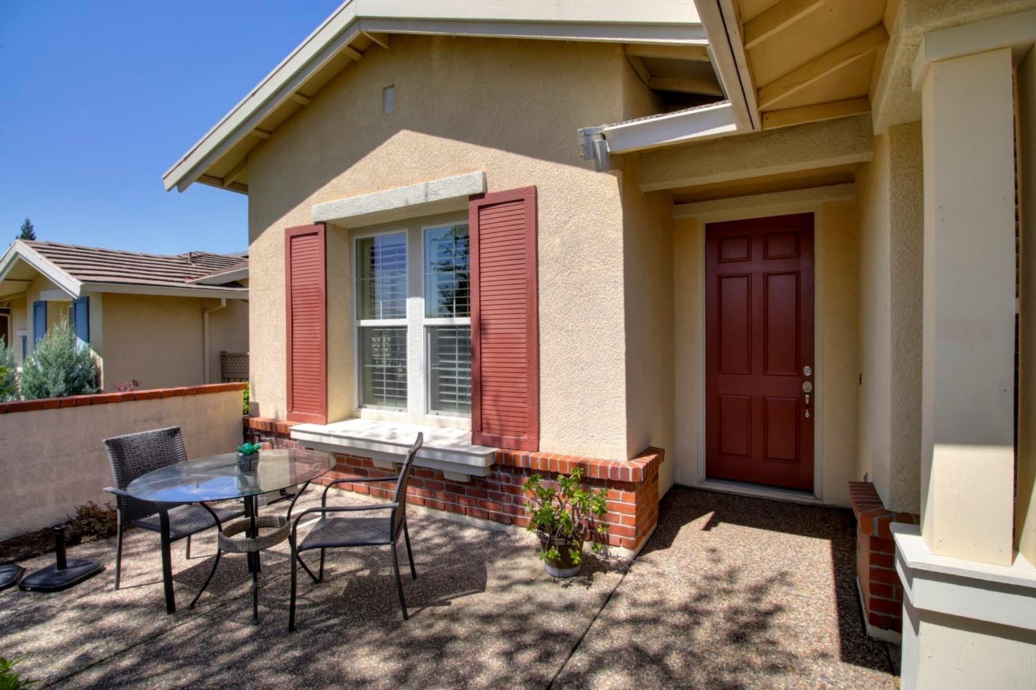 Detail Gallery Image 4 of 44 For 1960 Viola View Ct, Lincoln,  CA 95648 - 2 Beds | 2 Baths