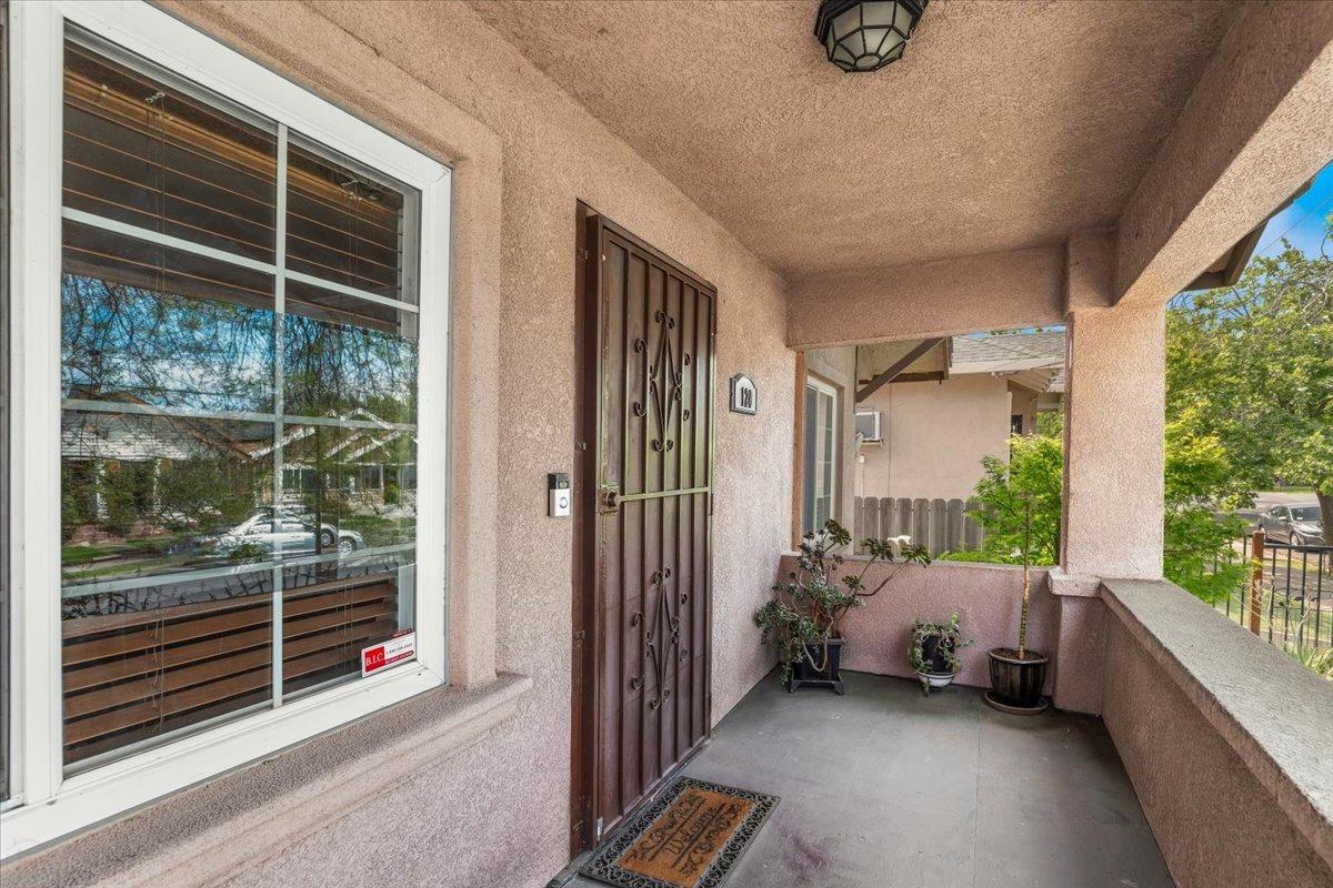 Detail Gallery Image 9 of 35 For 120 W Jackson St, Stockton,  CA 95206 - 3 Beds | 1 Baths