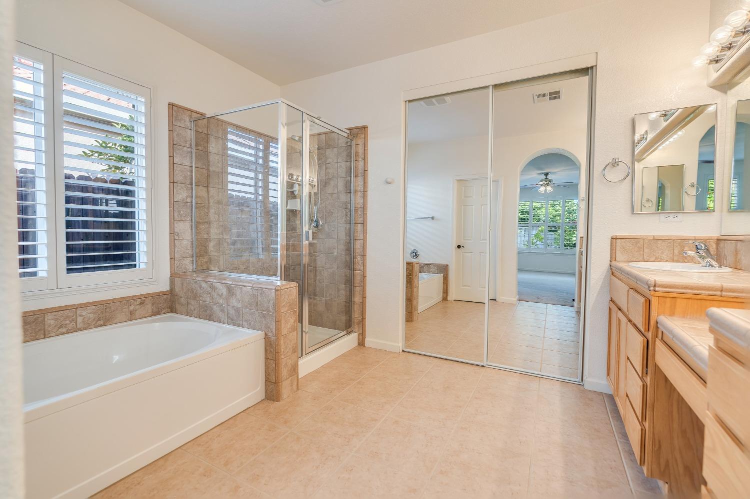 Detail Gallery Image 51 of 77 For 2080 Maximillian Ct, Los Banos,  CA 93635 - 4 Beds | 2/1 Baths