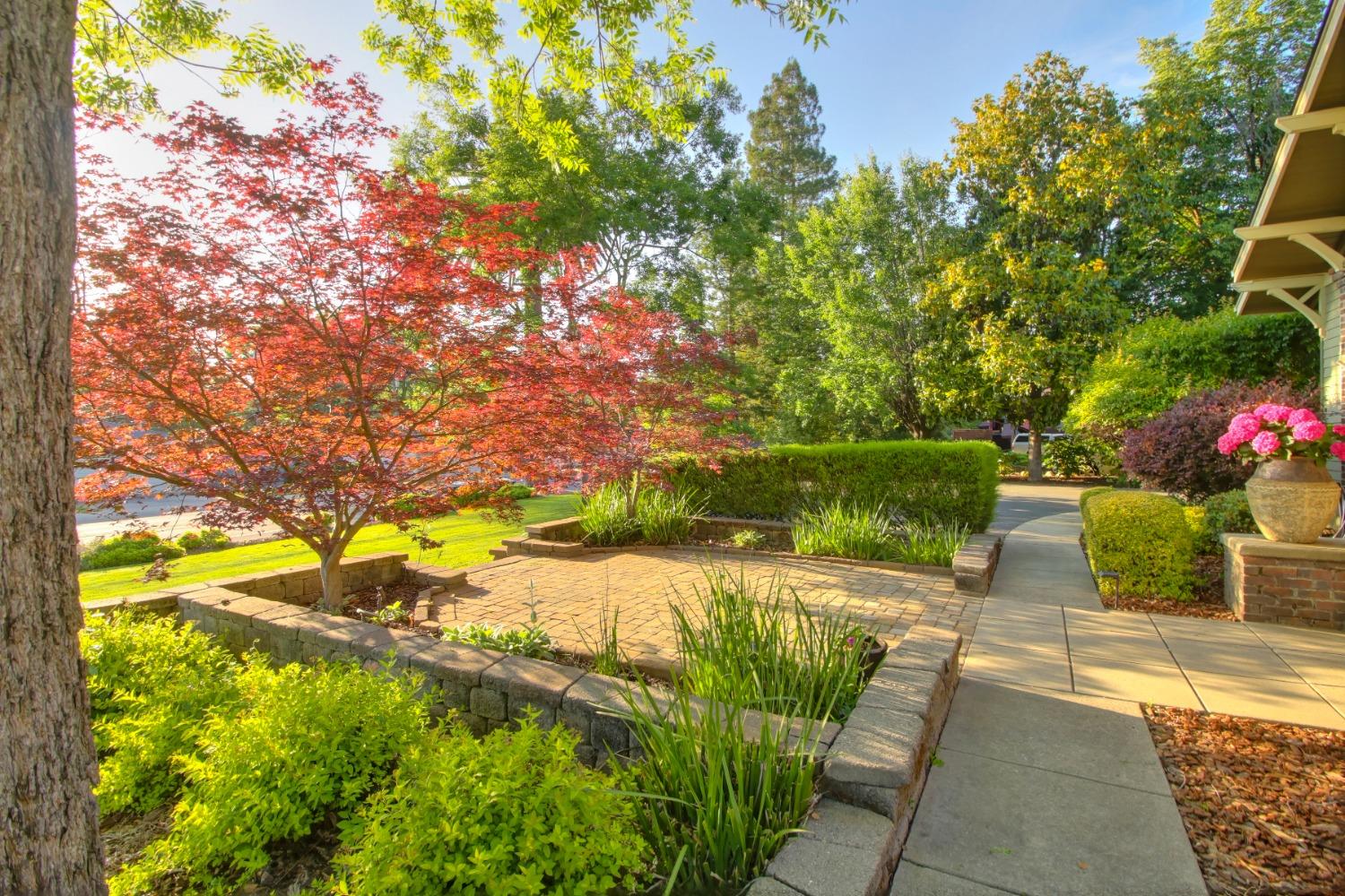 Detail Gallery Image 9 of 73 For 3232 Norris Ave, Sacramento,  CA 95821 - 4 Beds | 3 Baths