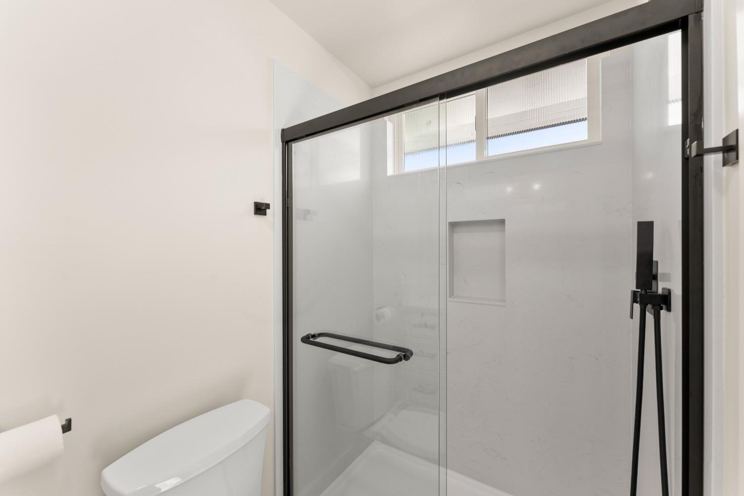 Detail Gallery Image 40 of 60 For 7012 Robin Rd, Fair Oaks,  CA 95628 - 4 Beds | 2 Baths