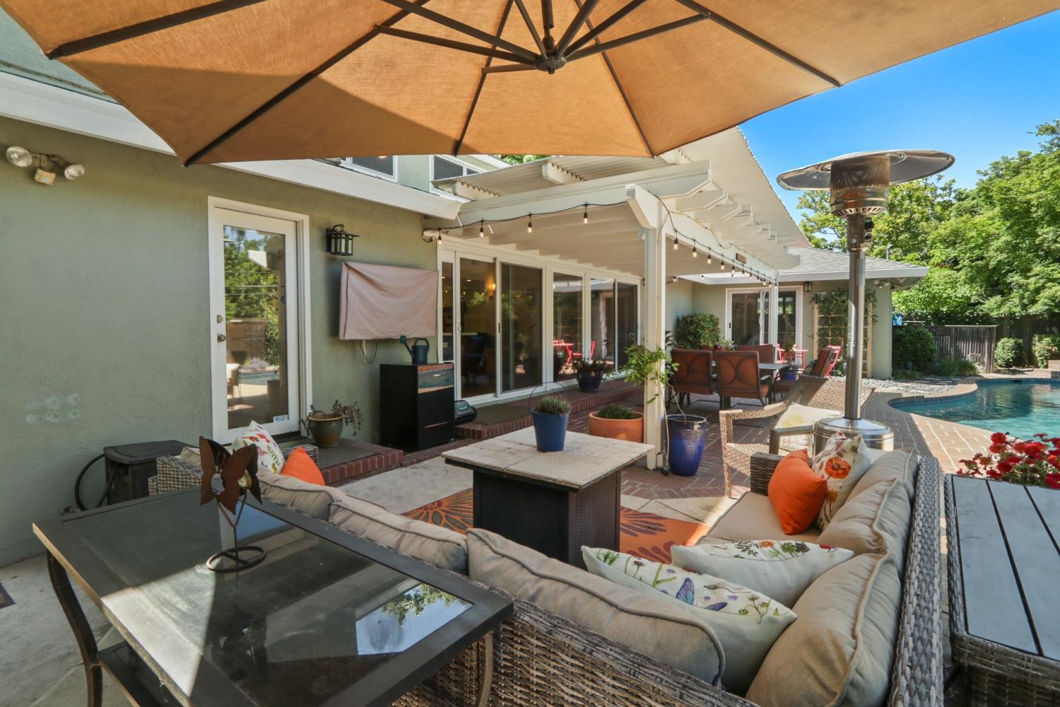 Detail Gallery Image 54 of 68 For 120 Clunie Dr, Sacramento,  CA 95864 - 4 Beds | 3/1 Baths