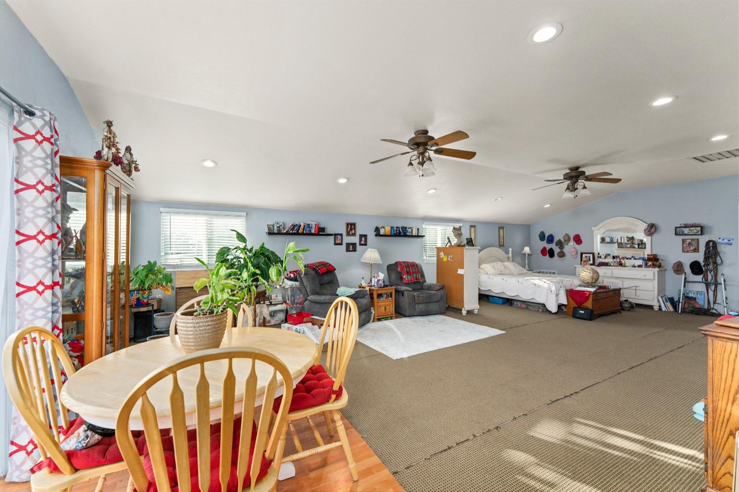 Detail Gallery Image 55 of 99 For 11750 Cresthill Dr, Elk Grove,  CA 95624 - 4 Beds | 2 Baths