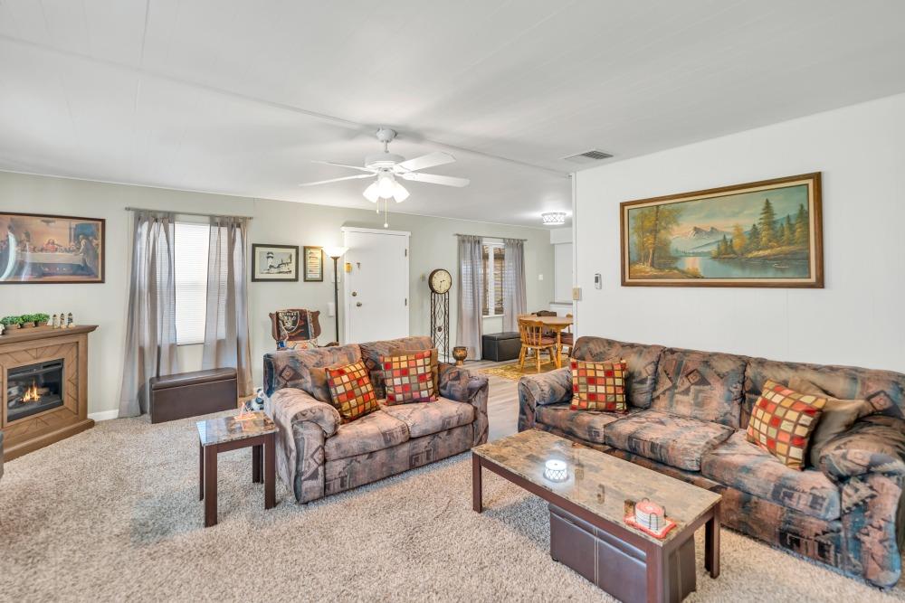 Detail Gallery Image 13 of 36 For 77012 Lauppe Ln, Citrus Heights,  CA 95621 - 2 Beds | 2 Baths