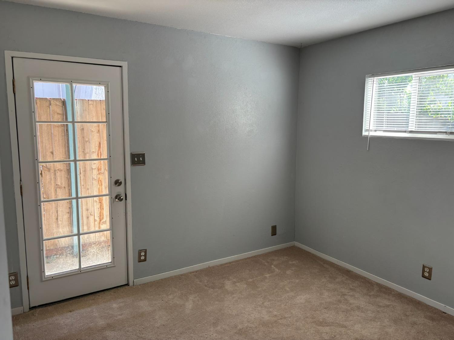 Detail Gallery Image 8 of 14 For 7512 Wooddale Way, Citrus Heights,  CA 95610 - 2 Beds | 1 Baths