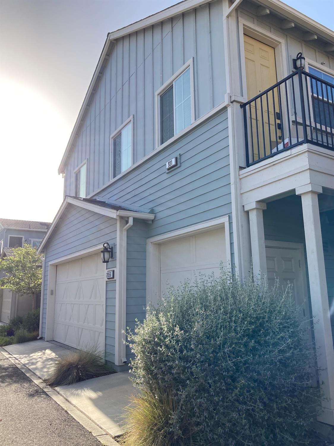 Detail Gallery Image 2 of 37 For 2056 Cannery Loop, Davis,  CA 95616 - 6 Beds | 4 Baths
