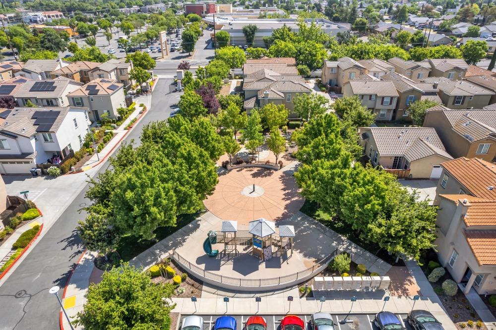 Detail Gallery Image 49 of 51 For 7885 Monaldo Walk, Sacramento,  CA 95823 - 3 Beds | 2/1 Baths