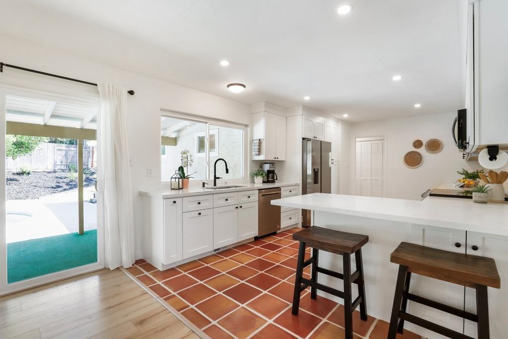 Detail Gallery Image 17 of 36 For 7773 Palmyra Dr, Fair Oaks,  CA 95628 - 4 Beds | 3 Baths