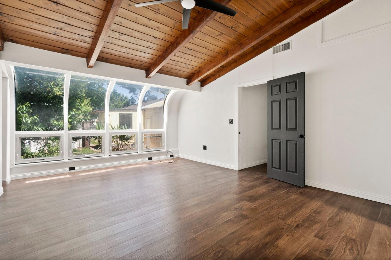 Detail Gallery Image 7 of 39 For 899 Bromley Ave, Yuba City,  CA 95993 - 3 Beds | 2 Baths