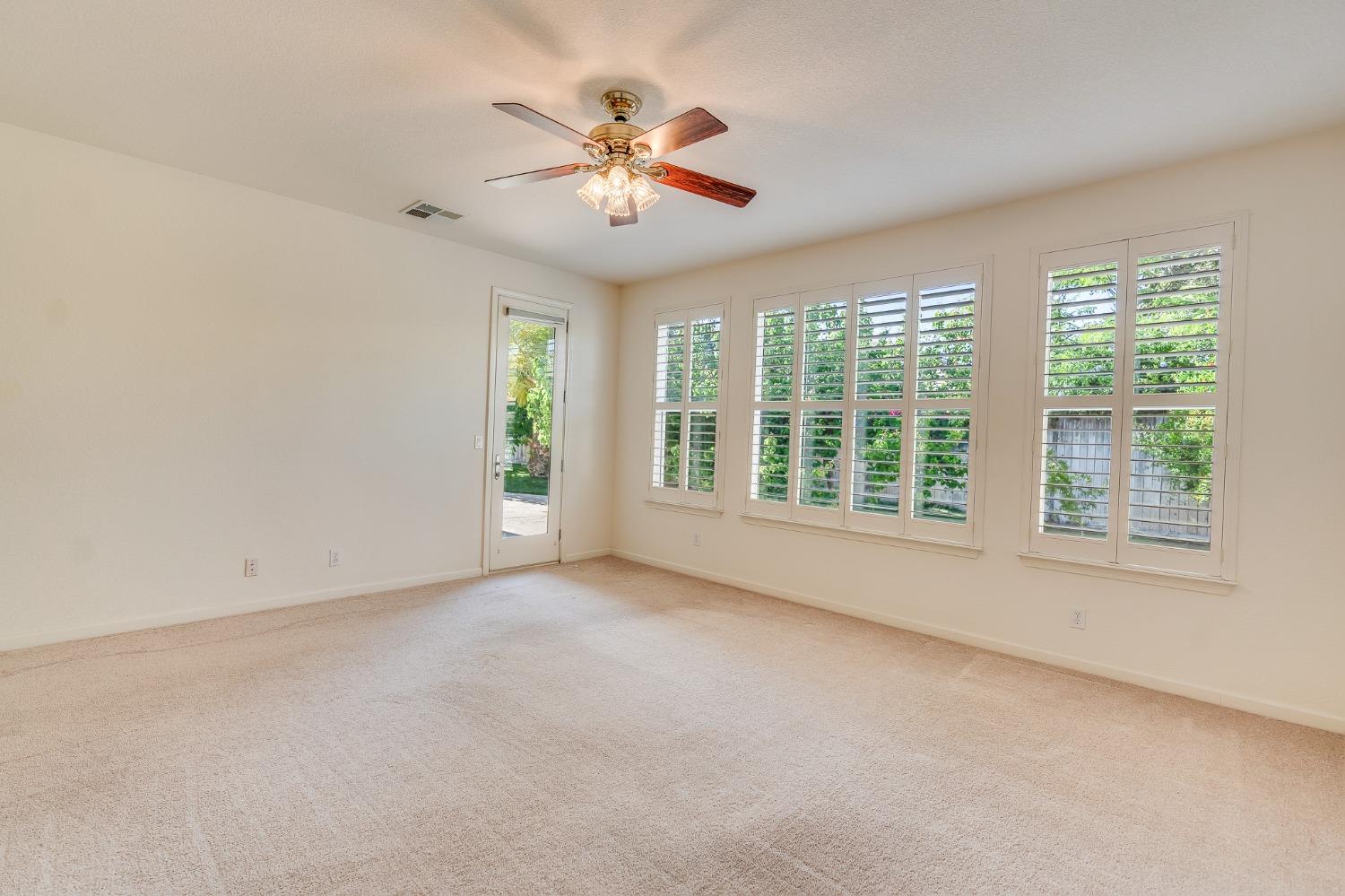 Detail Gallery Image 47 of 77 For 2080 Maximillian Ct, Los Banos,  CA 93635 - 4 Beds | 2/1 Baths