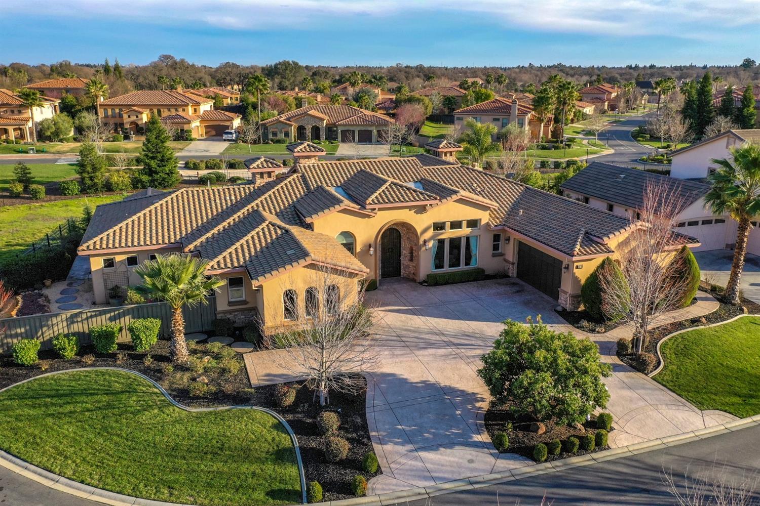 Detail Gallery Image 25 of 80 For 8618 Hawkstone Ct, Roseville,  CA 95747 - 4 Beds | 4/1 Baths