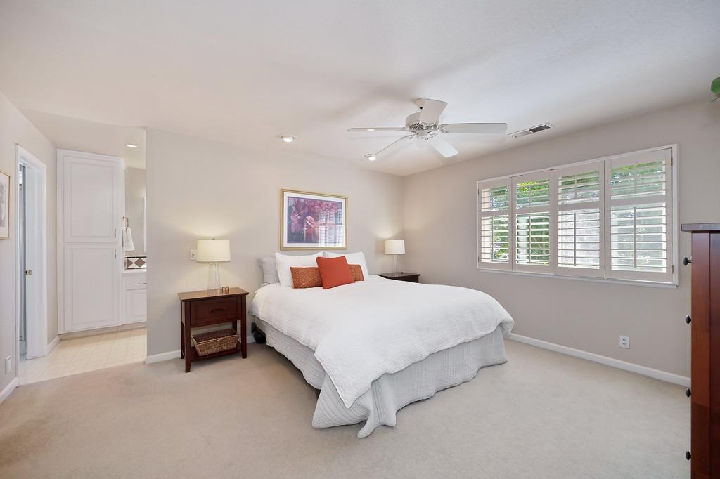 Detail Gallery Image 37 of 80 For 815 La Paz Dr, Davis,  CA 95618 - 4 Beds | 3 Baths
