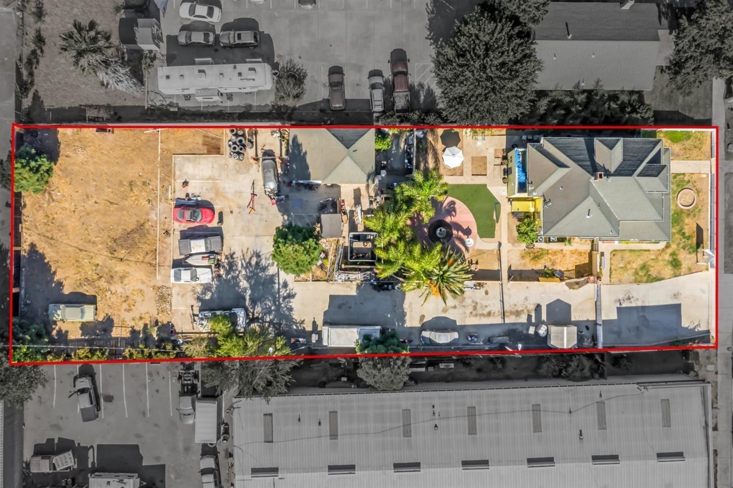 Detail Gallery Image 52 of 52 For 625 E Pine St, Lodi,  CA 95240 - 4 Beds | 2 Baths