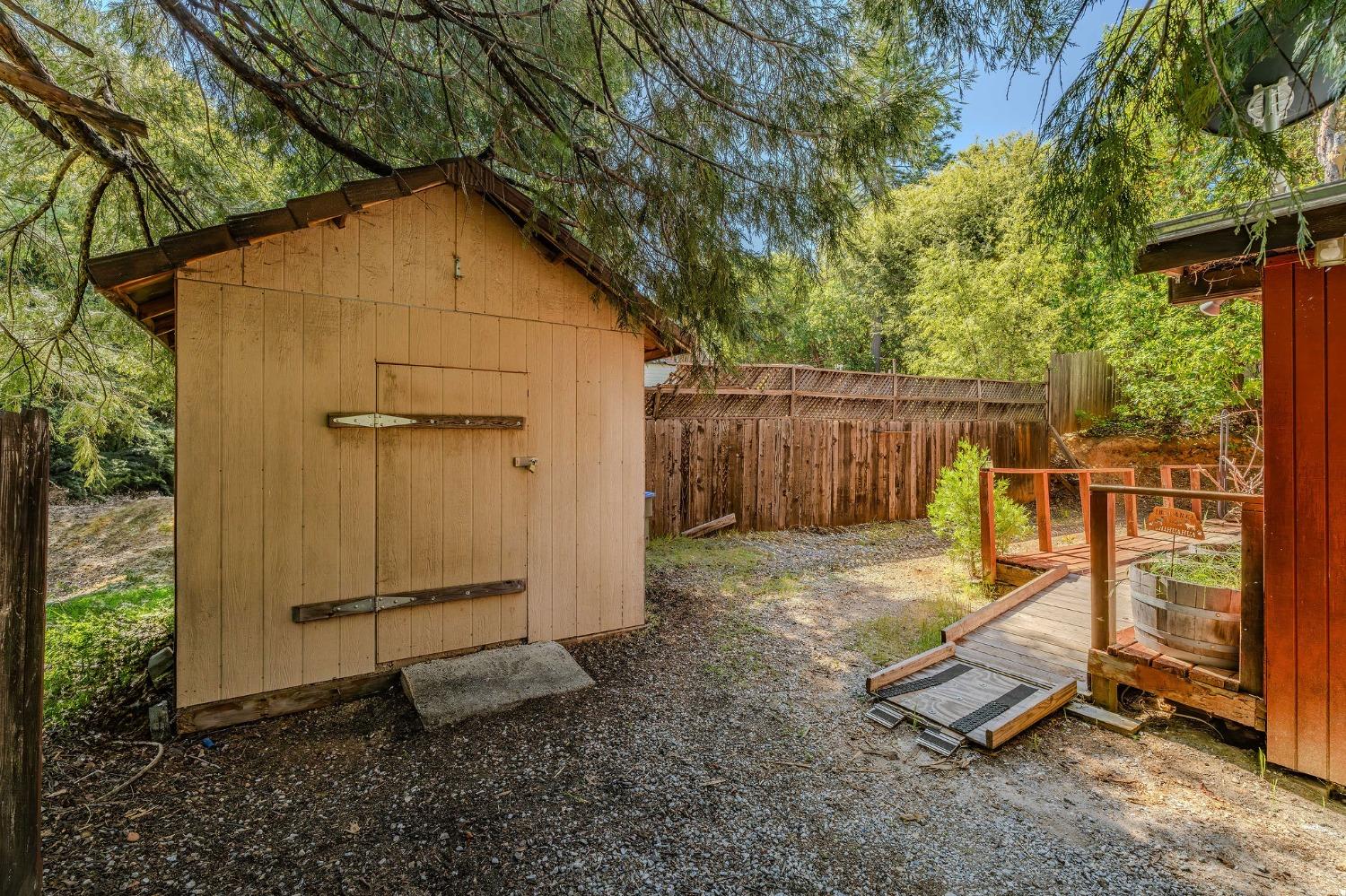 Detail Gallery Image 2 of 31 For 22895 Rocky Ln, Pioneer,  CA 95666 - 2 Beds | 1 Baths