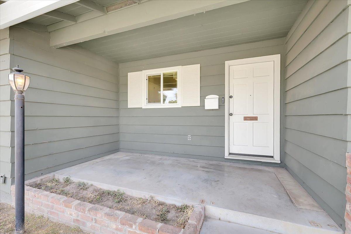 Detail Gallery Image 4 of 35 For 512 Carroll St, Yuba City,  CA 95991 - 3 Beds | 2 Baths