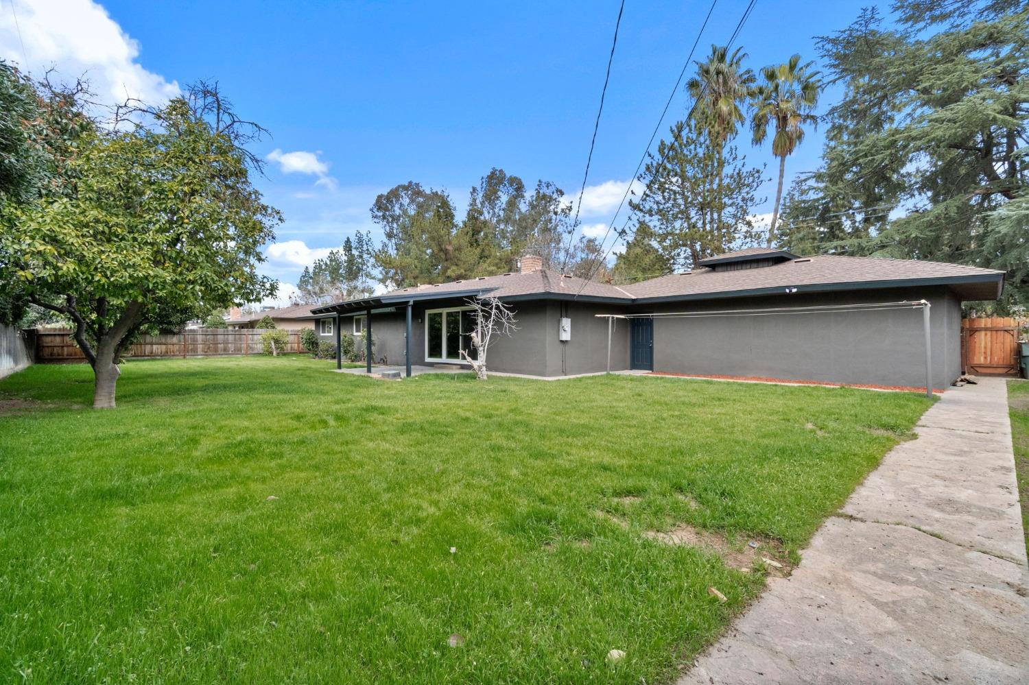 Detail Gallery Image 28 of 33 For 5231 N Del Mar Ave, Fresno,  CA 93704 - 3 Beds | 2 Baths